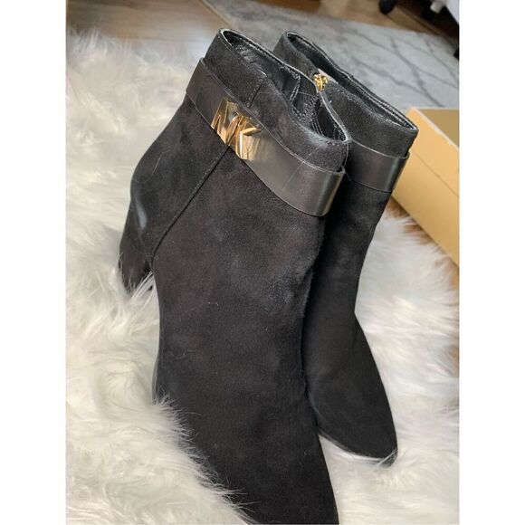 Michael Kors booties black size 8.5 2.5 inch heel classy comfy - Picture 2 of 7
